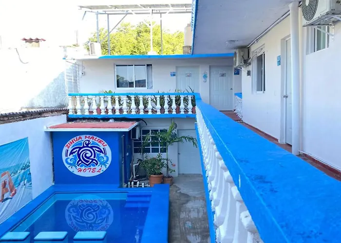 Oyo Malibu Hotel 3*
