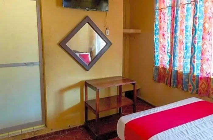 Hotel Oyo Malibu 3*